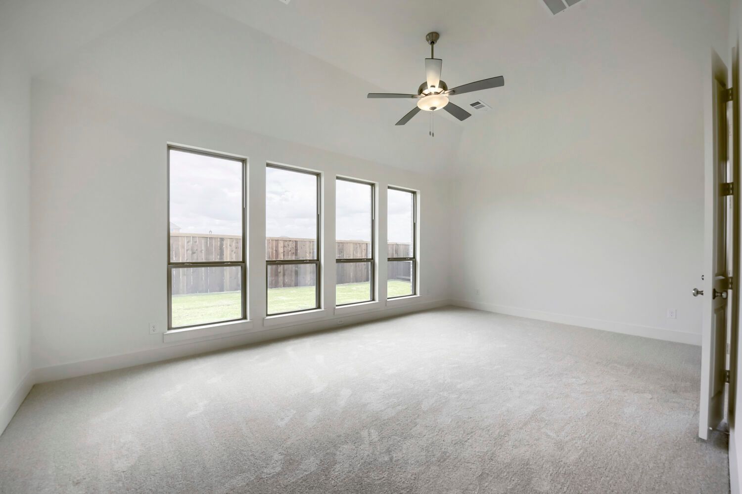 11548 Wulstone - Primary Bedroom
