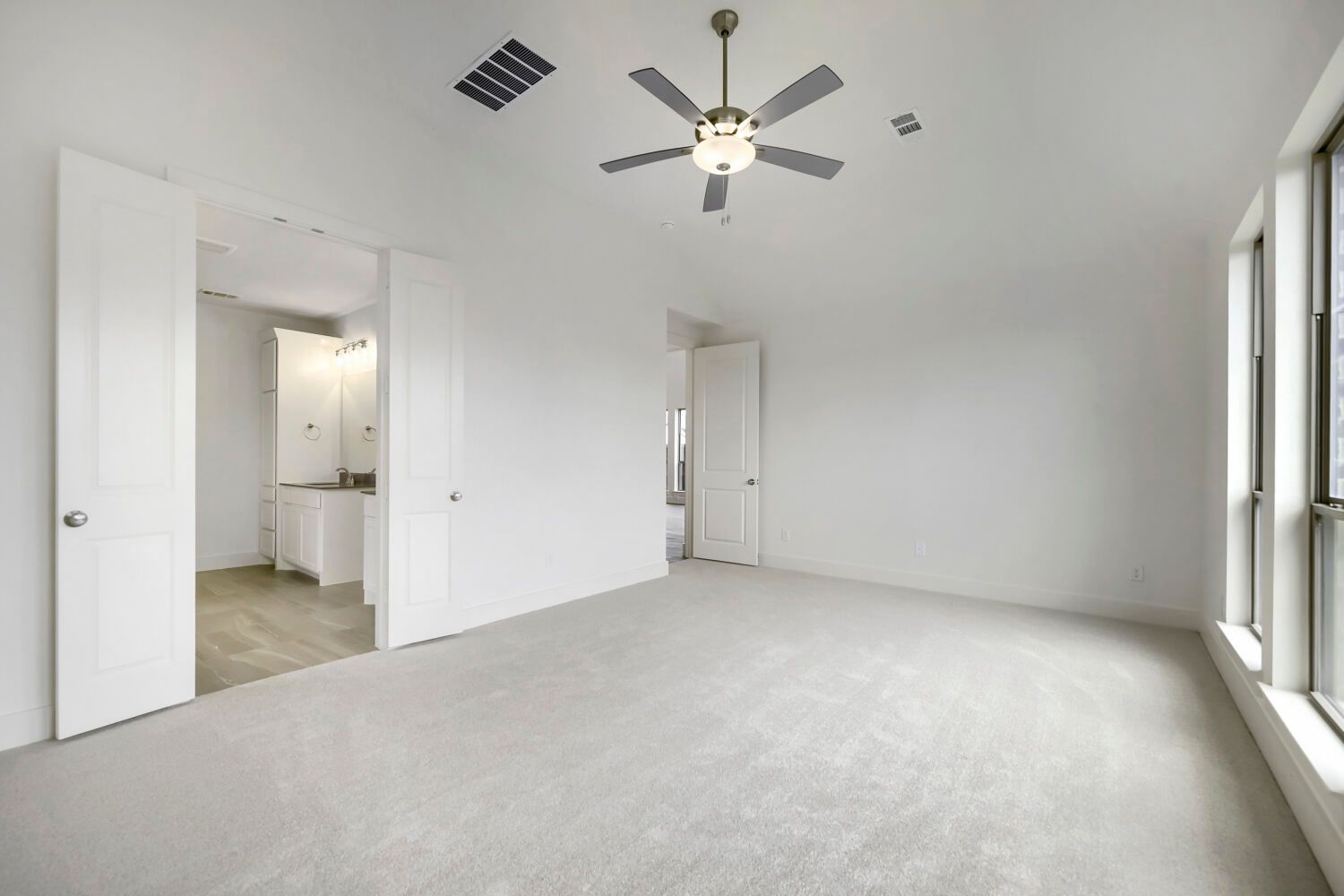 11548 Wulstone - Primary Bedroom