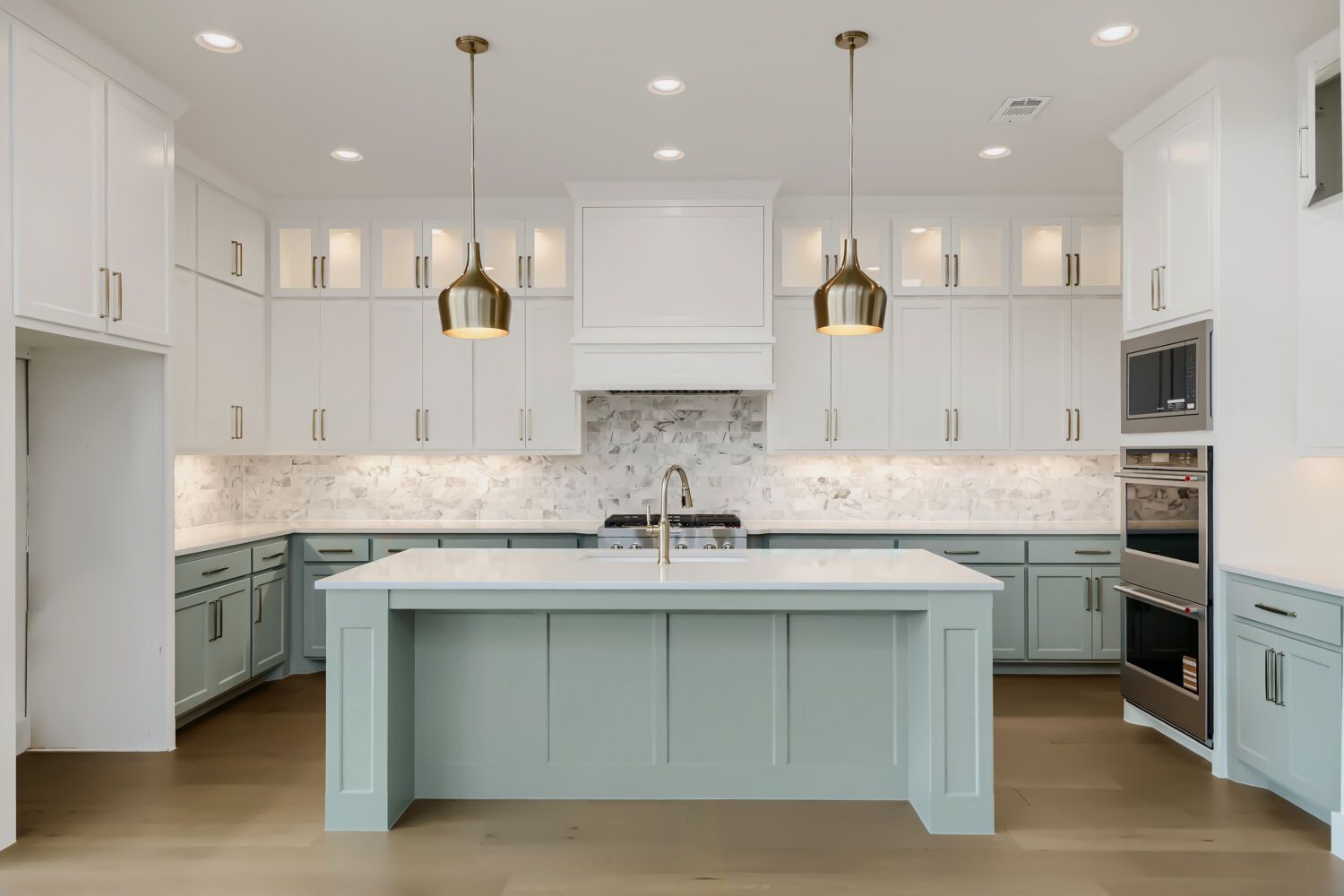 Plan 1543 Representative Photo - Kitchen
