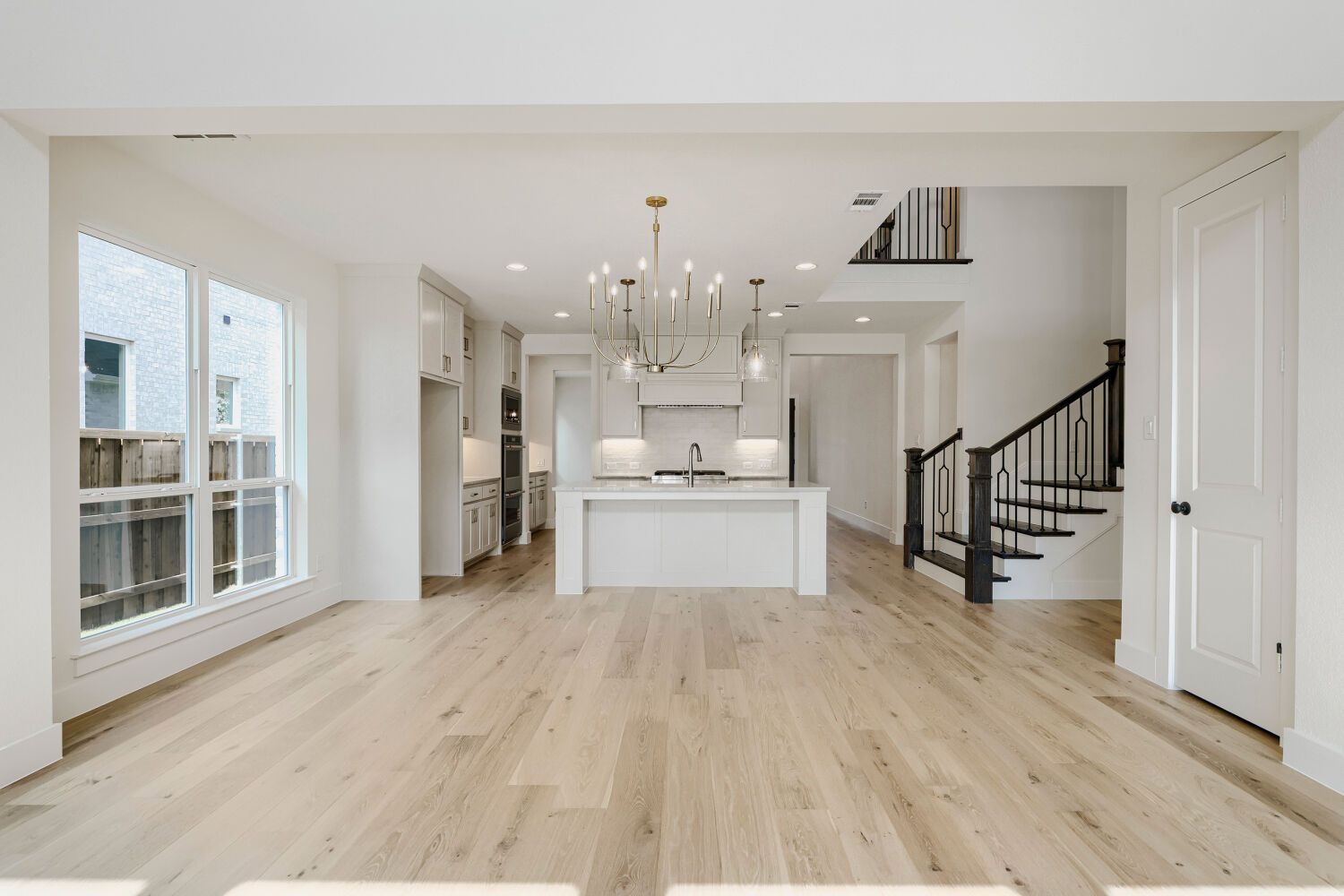 940 Heatherbrook - Dining Area