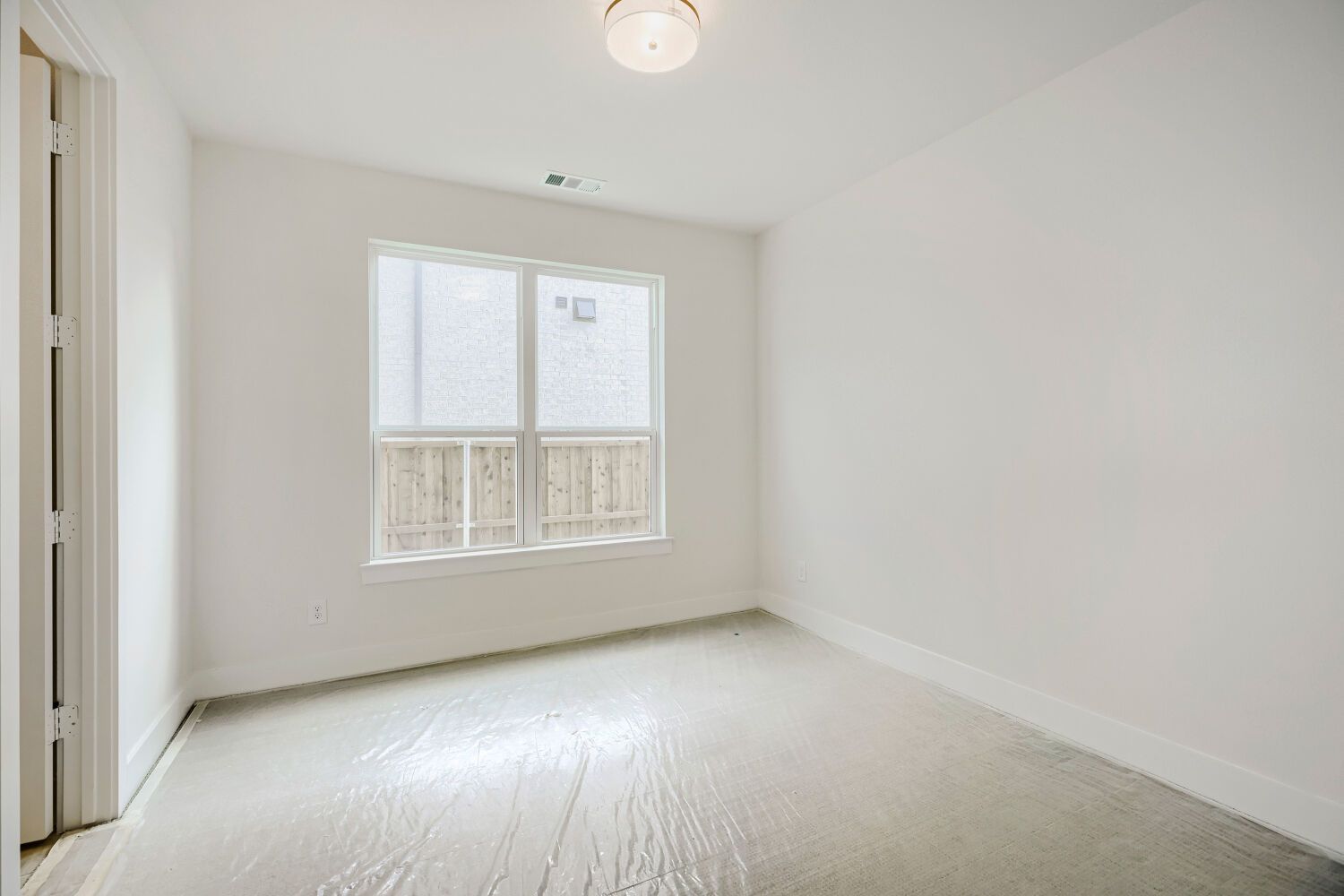 940 Heatherbrook - Bedroom