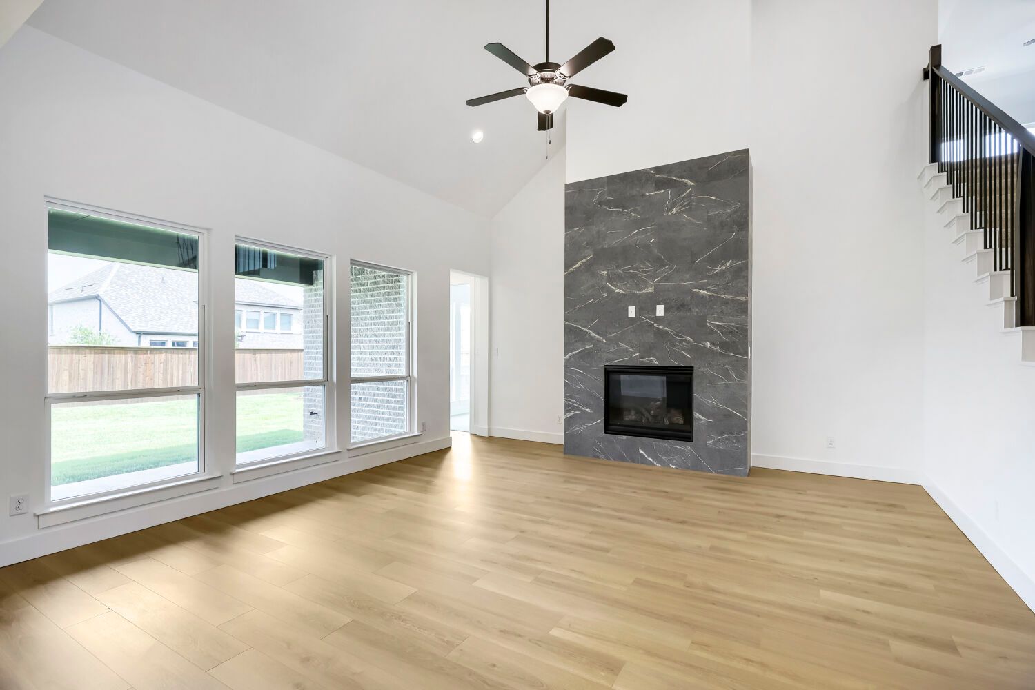 3320 Maidenhair - Living Area