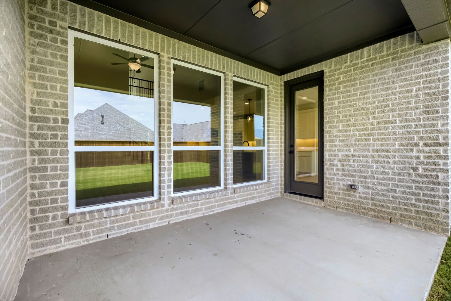 3320 Maidenhair - Patio