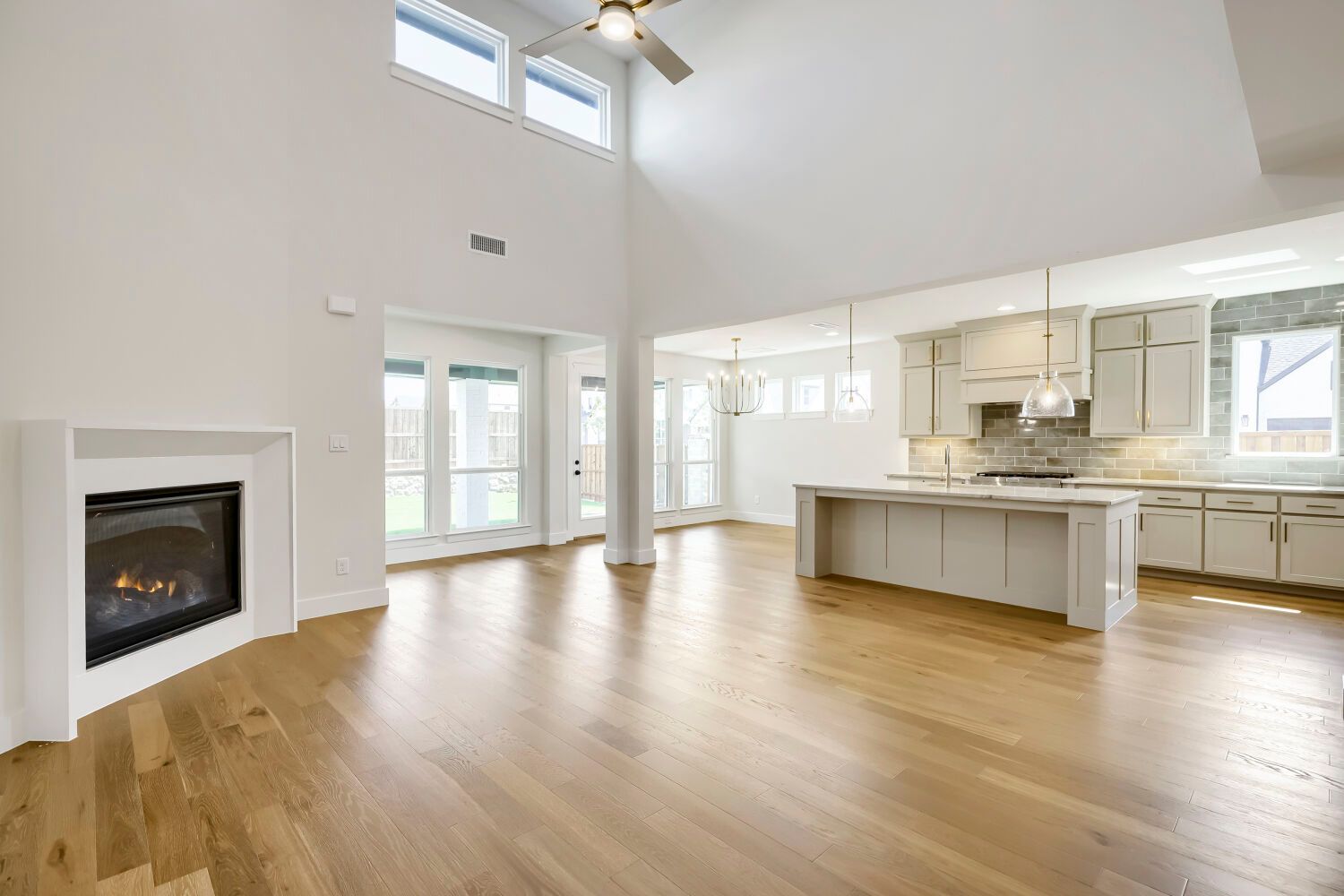 2610 Acie - Living Area