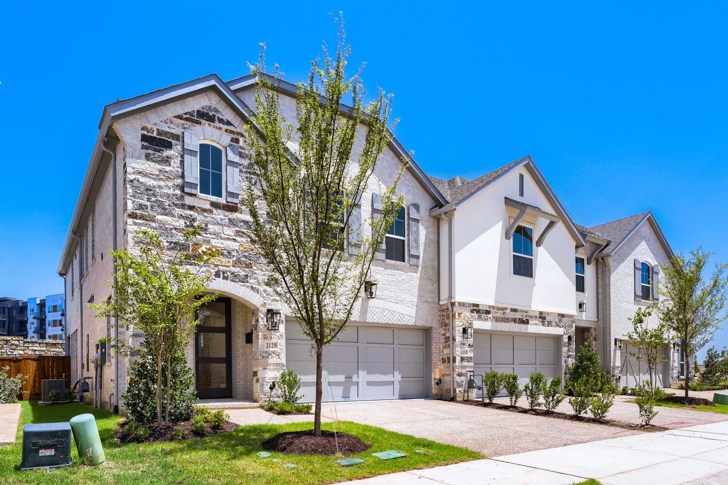 3129 Sir Judge - Front Elevation