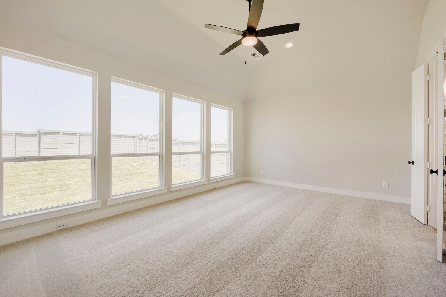 9912 Oak Glade - Primary Bedroom