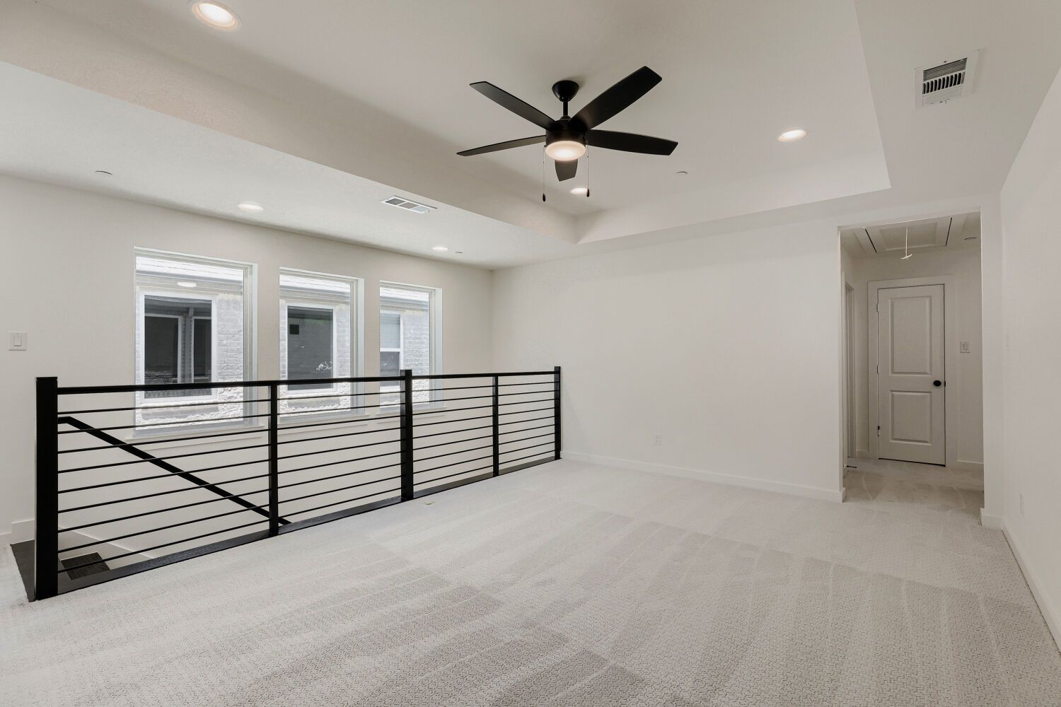 3129 Sir Judge - Game Room