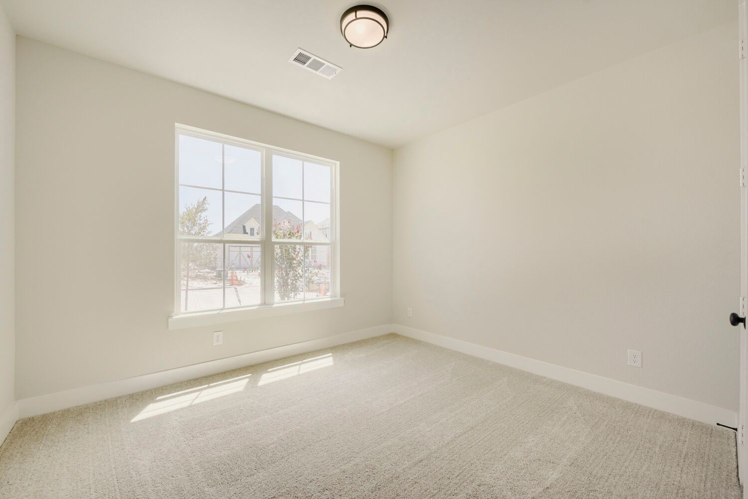 9912 Oak Glade - Bedroom