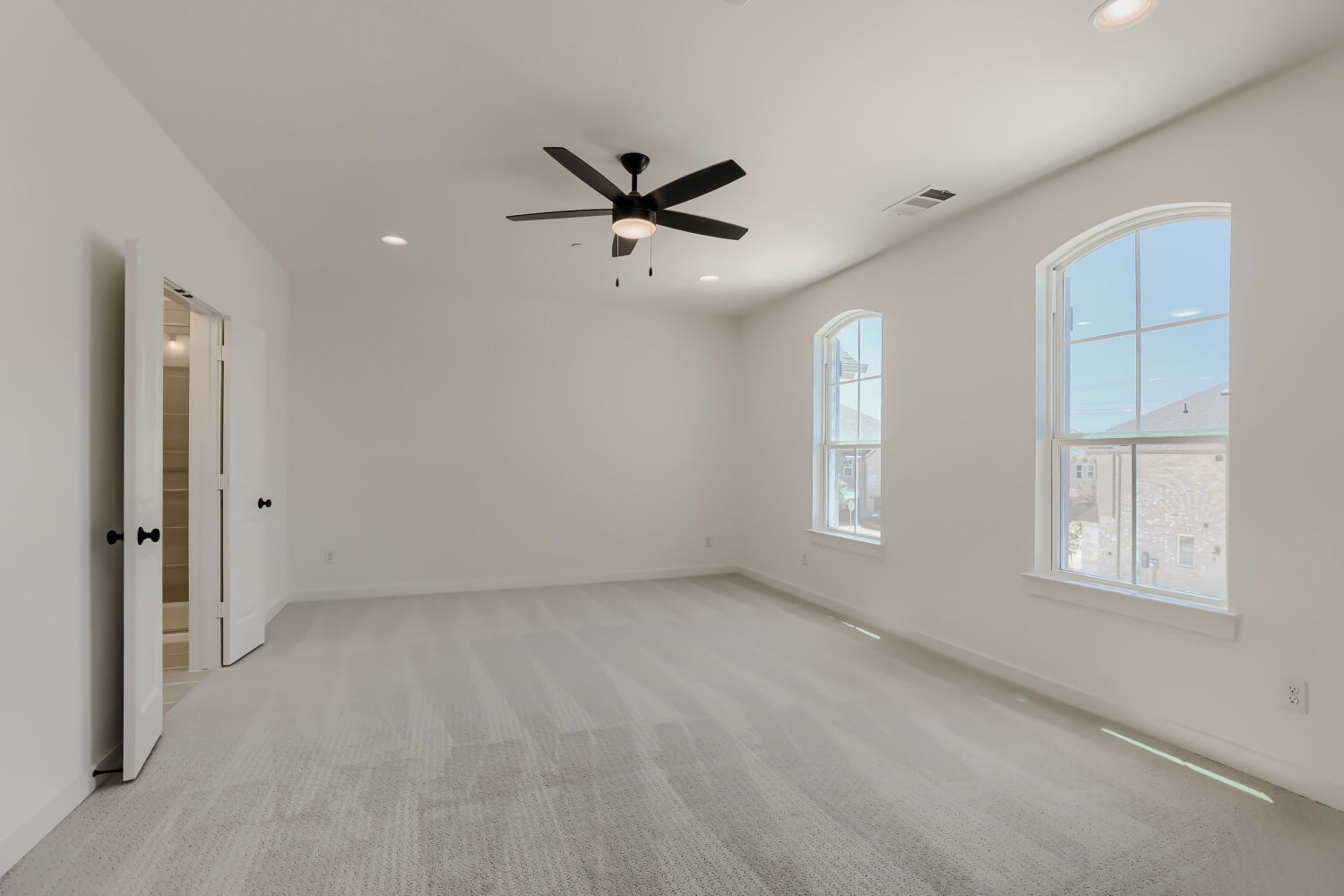 3129 Sir Judge - Primary Bedroom