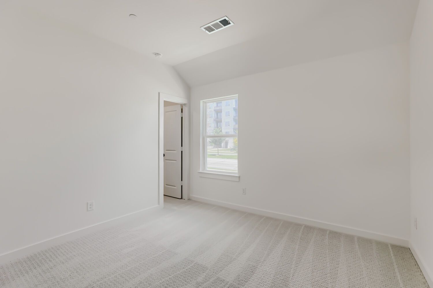 3129 Sir Judge - Bedroom
