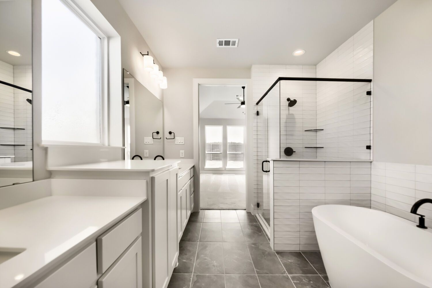 9809 Morning Cloak - Primary Bathroom