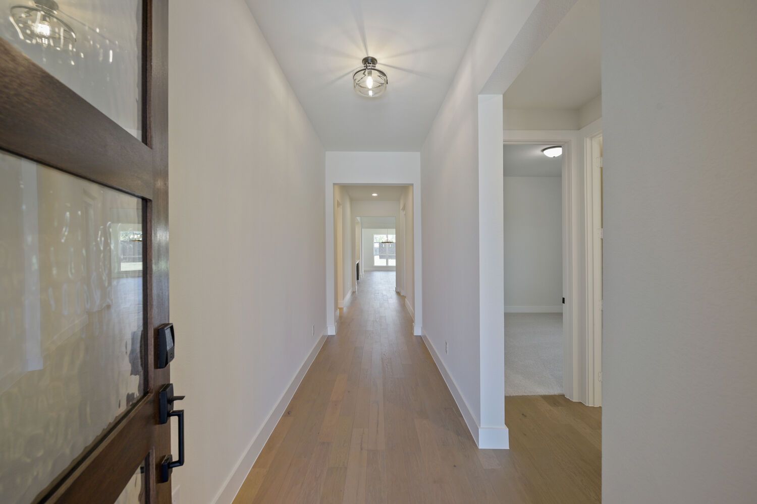 9817 Oak Glade - Entry