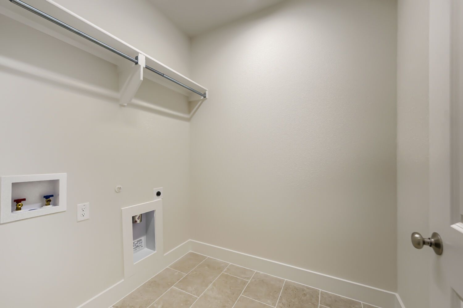 11528 Hardwick - Laundry Room