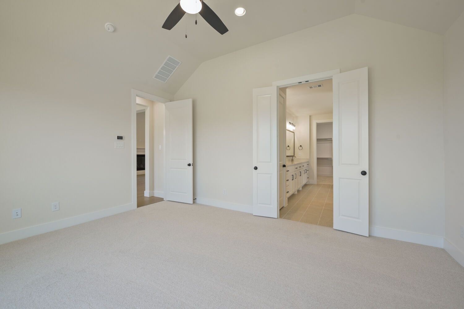 9817 Oak Glade - Primary Bedroom