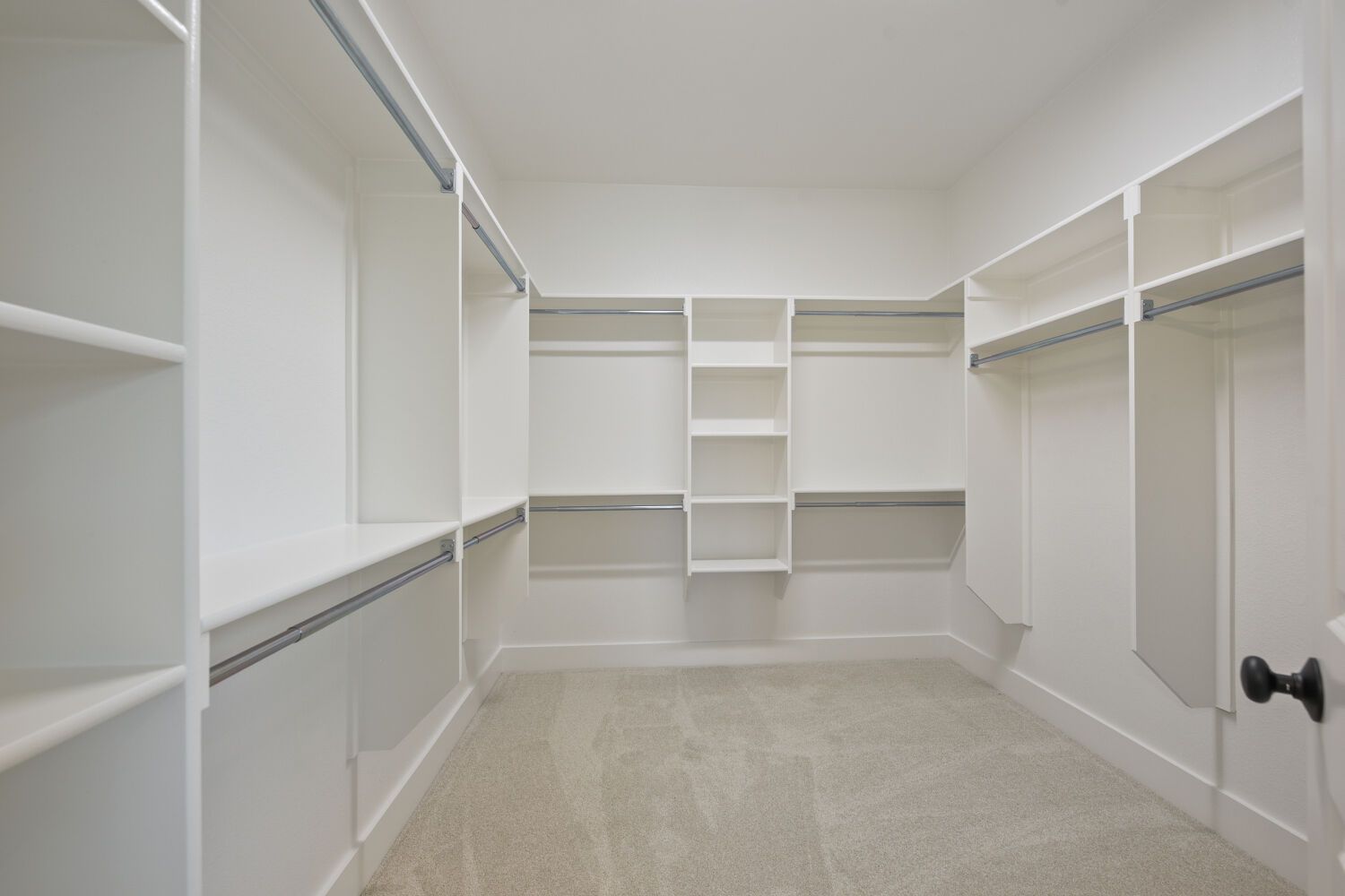9817 Oak Glade - Primary Closet