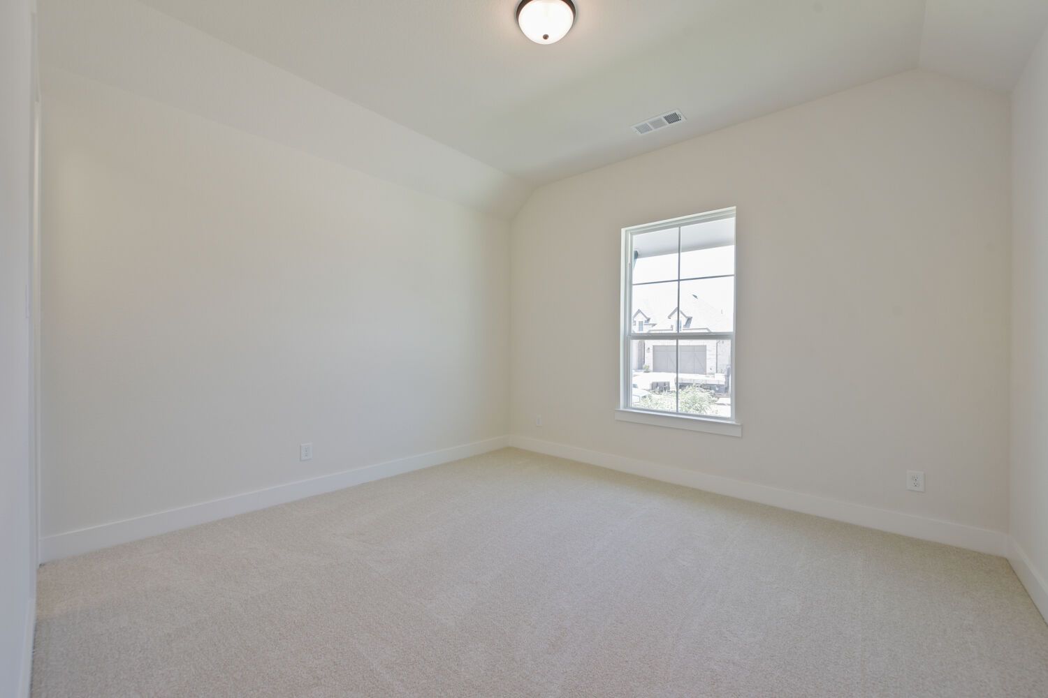 9817 Oak Glade - Bedroom