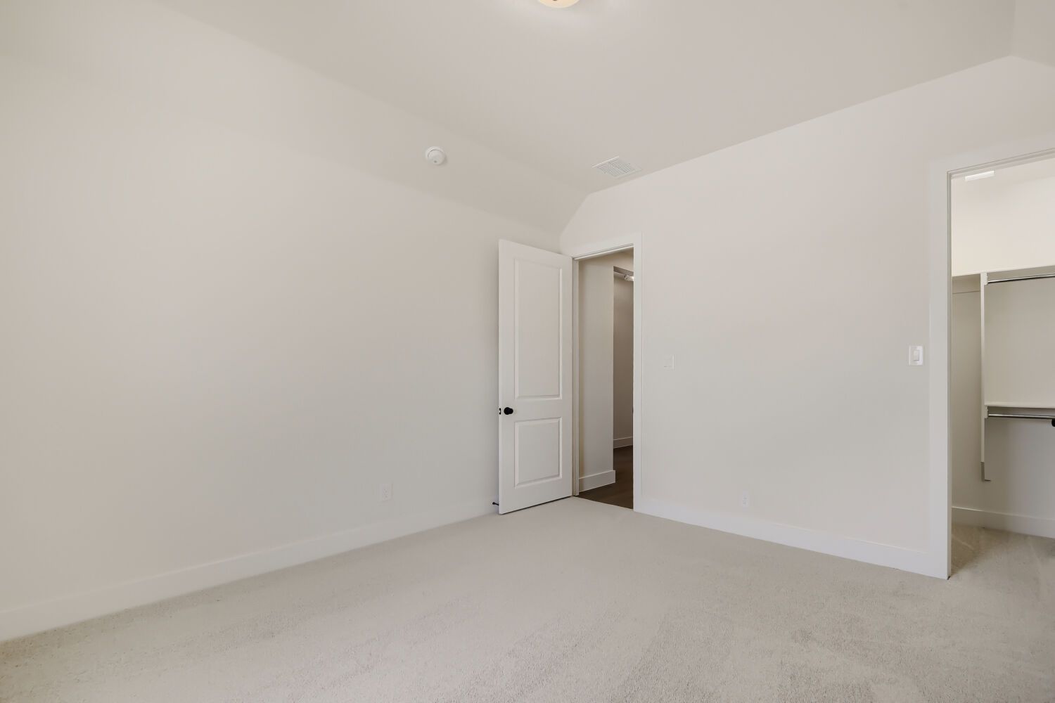 9817 Oak Glade - Bedroom