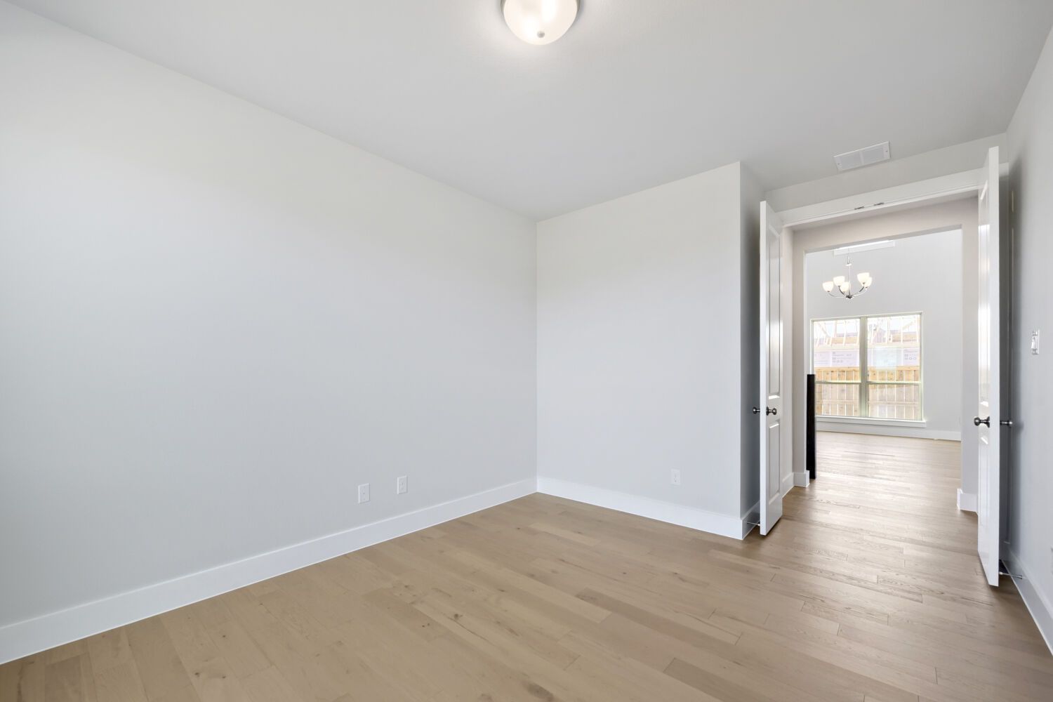 11529 Hardwick - Study