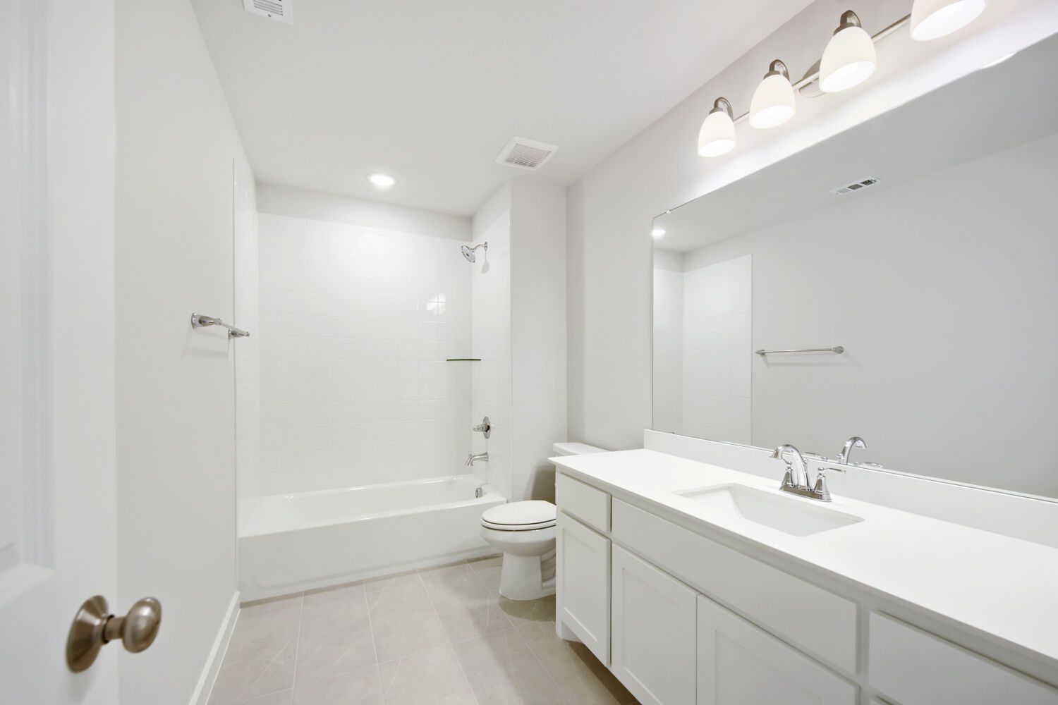 11529 Hardwick - Full Bathroom