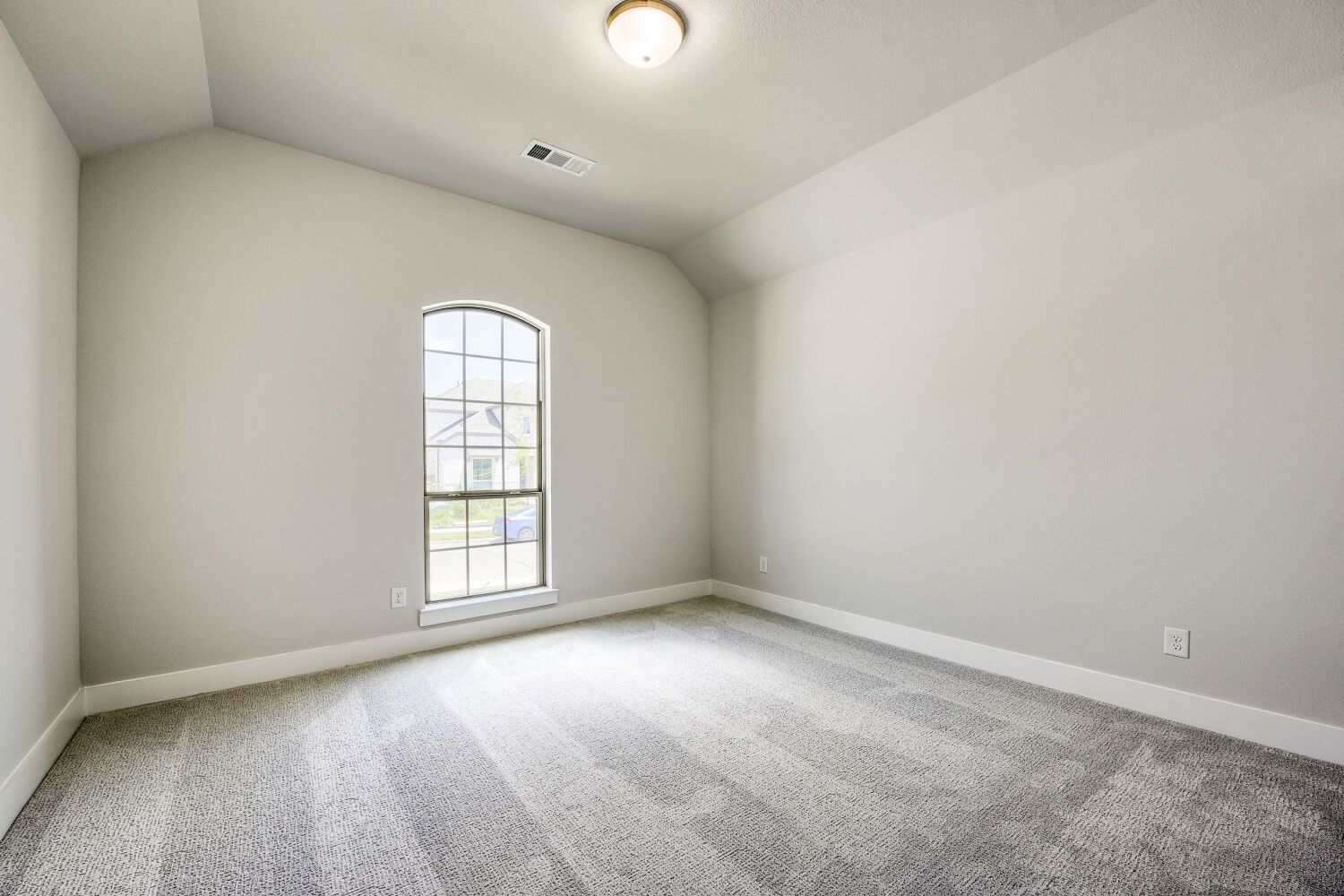 173 Buffalo - Bedroom