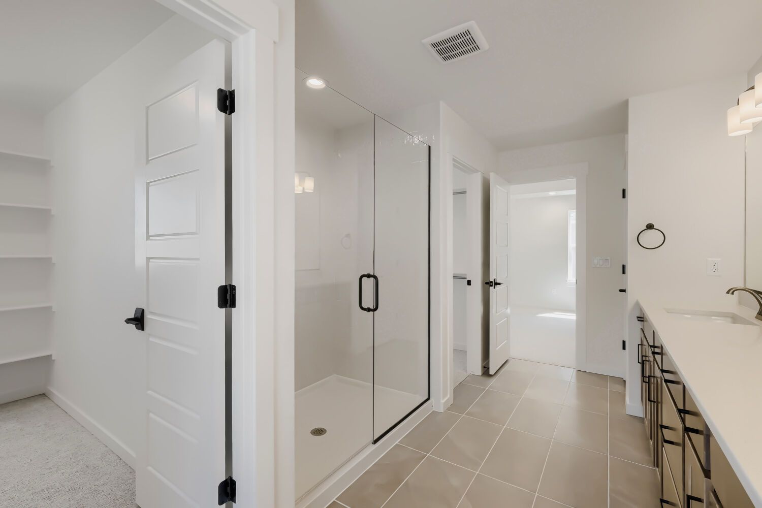 7923 Polson - Primary Bathroom