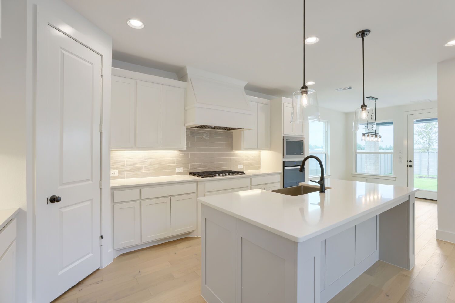 1608 Ramble - Kitchen