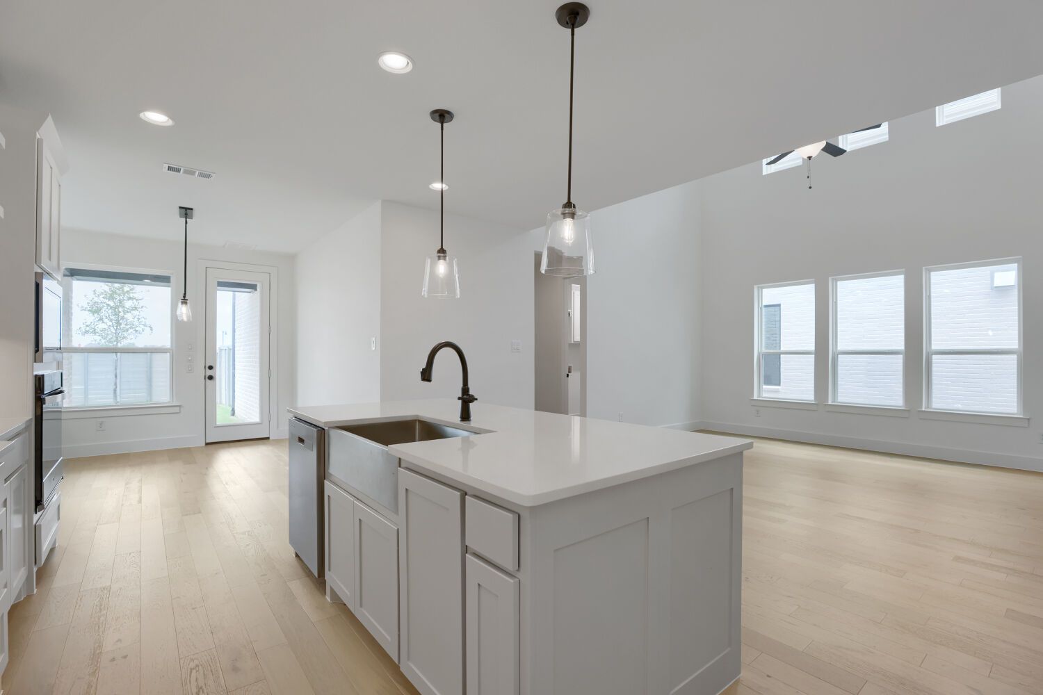 1608 Ramble - Kitchen