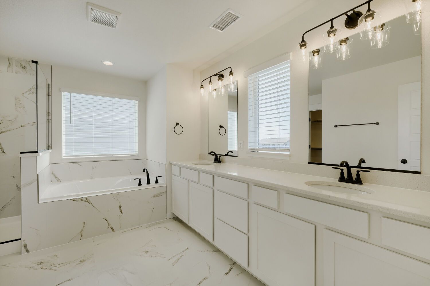 7927 School House - Primary Bathroom