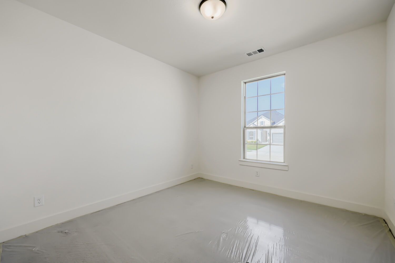 1811 Flowerfield - edroom