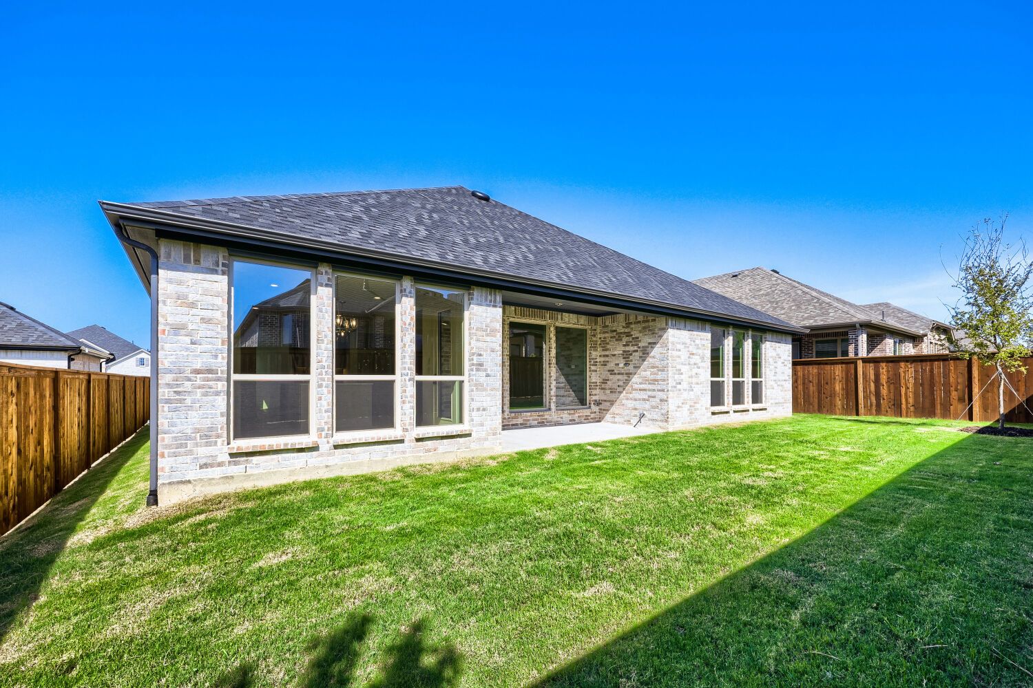1811 Flowerfield - Rear Exterior