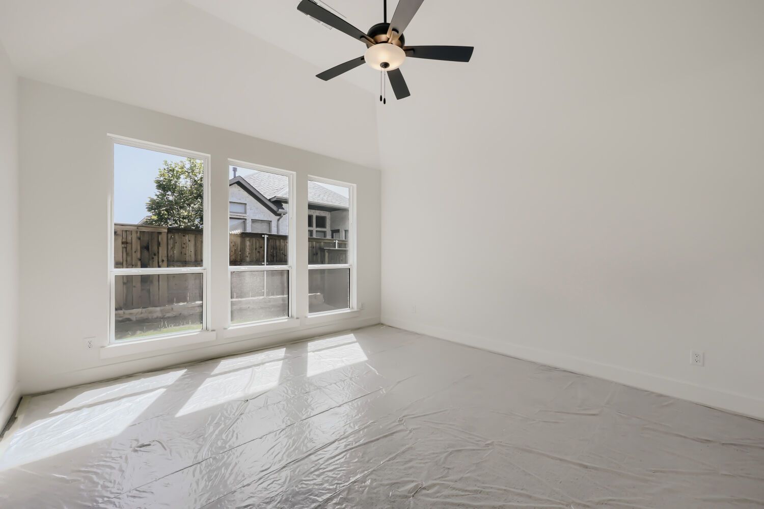 1813 Flowerfield - Primary Bedroom