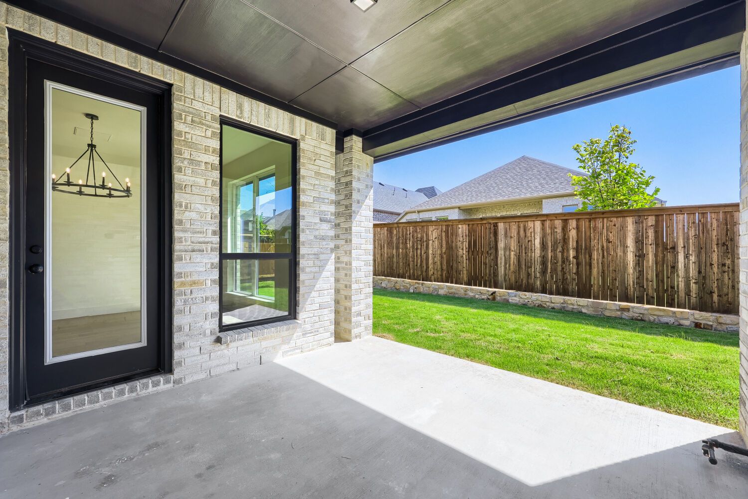 1813 Flowerfield - Patio
