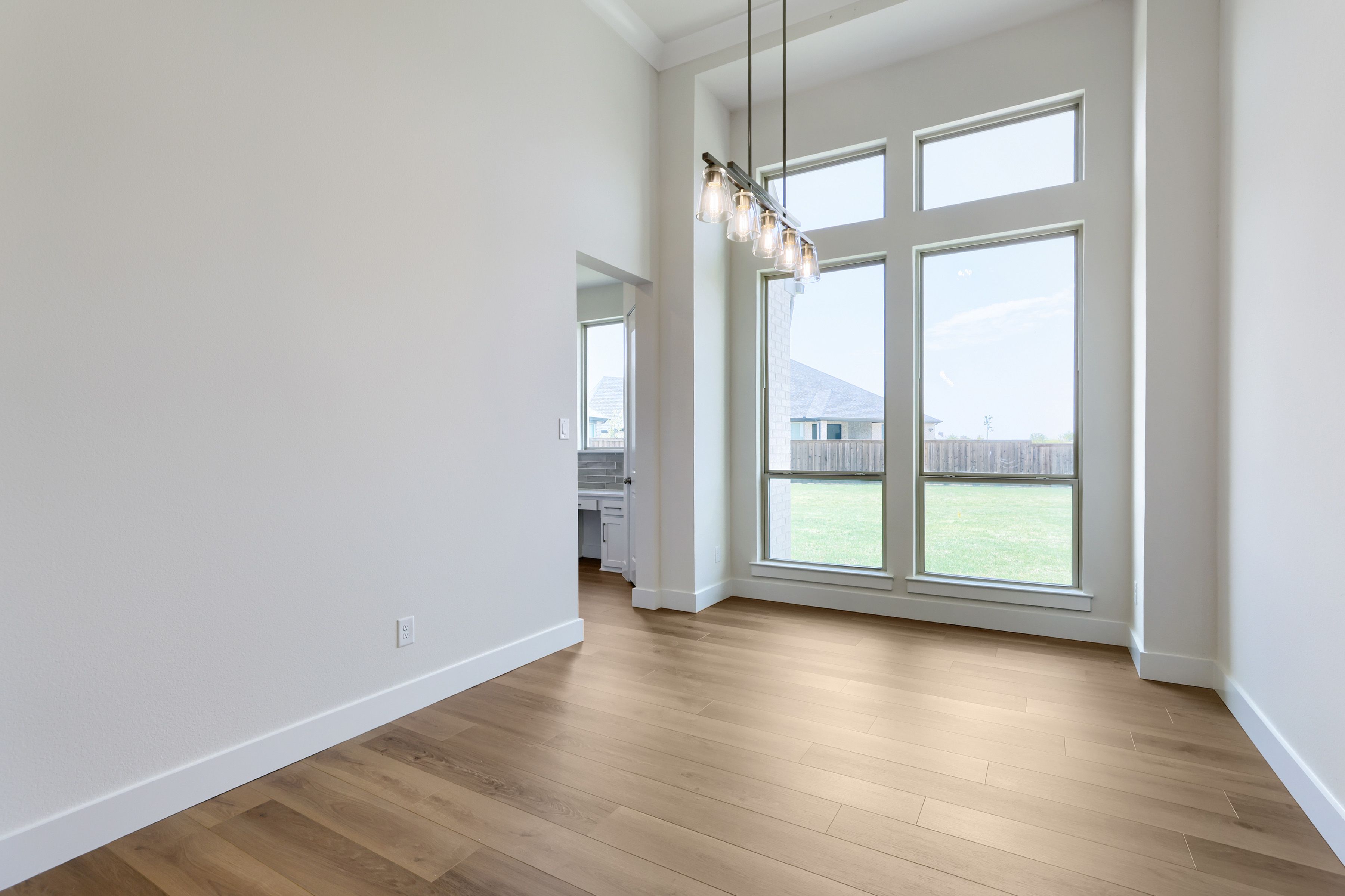 4124 Trellis - Dining Area