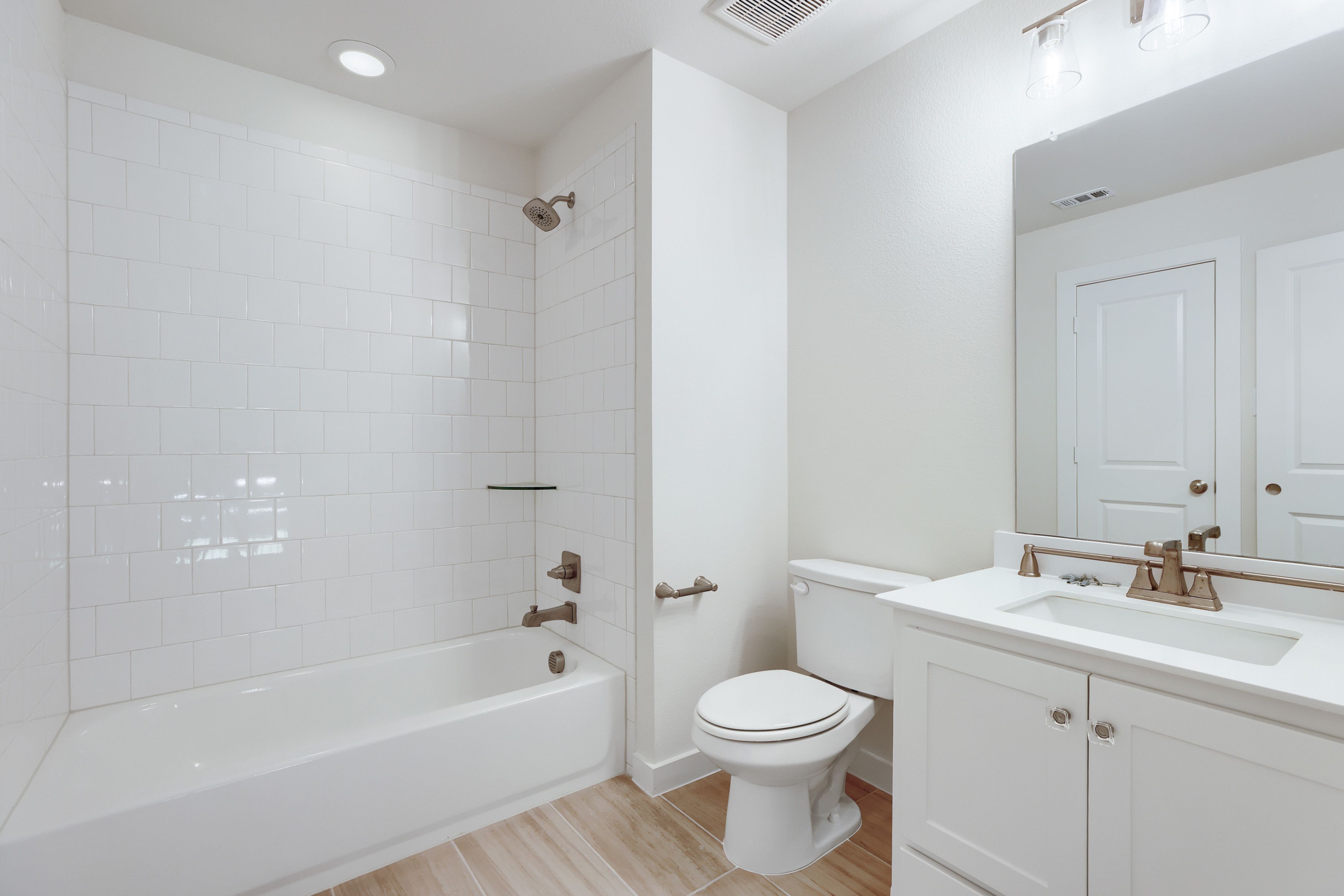 4124 Trellis - Full Bathroom