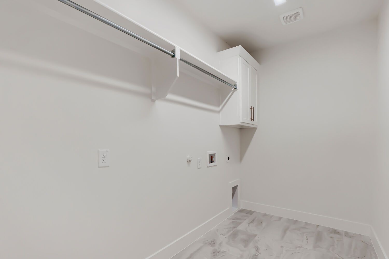 3312 Santolina - Laundry Room