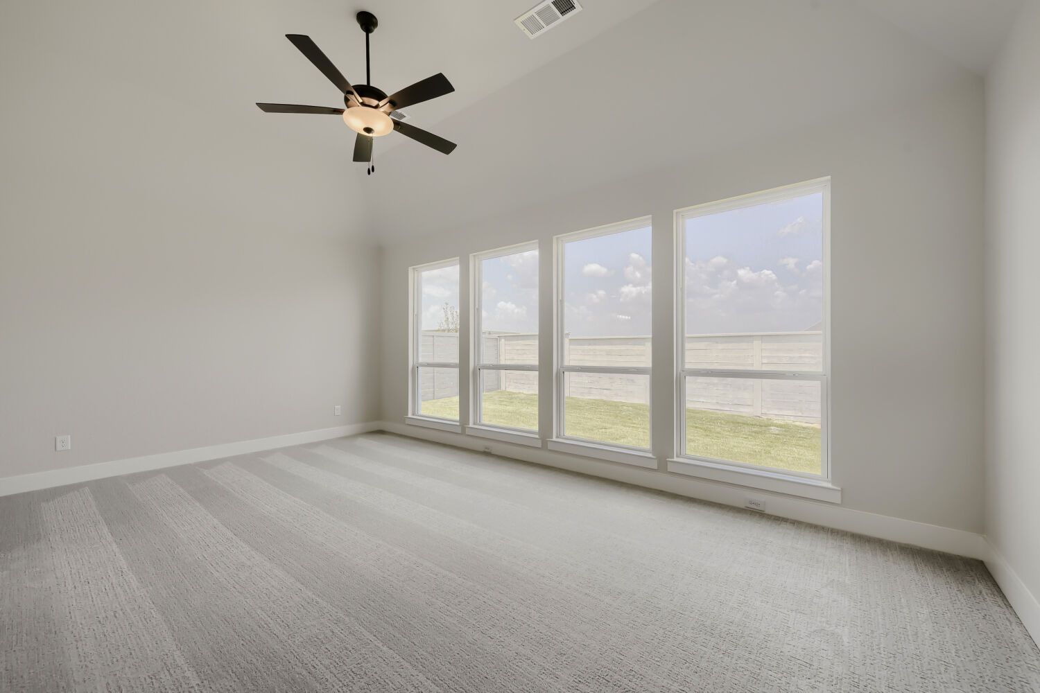 8913 Chestnut - Primary Bedroom