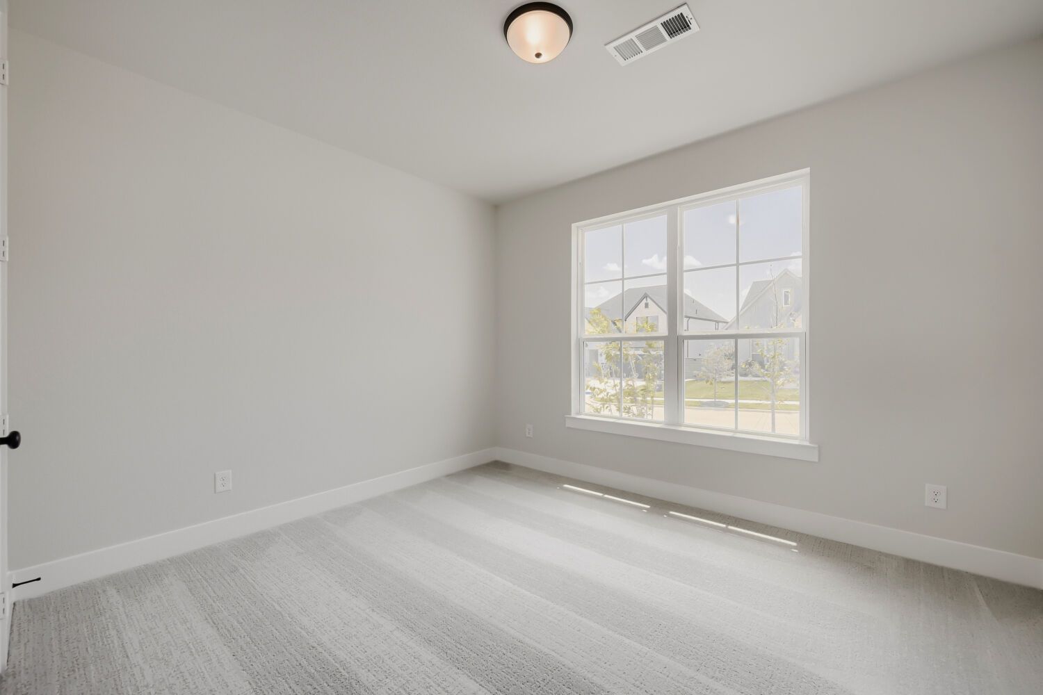 8913 Chestnut - Bedroom