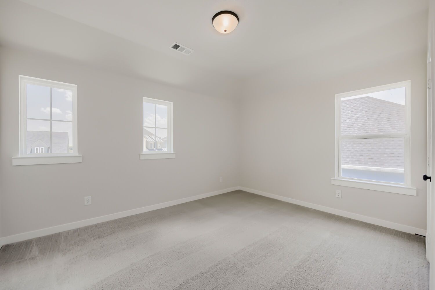8913 Chestnut - Bedroom