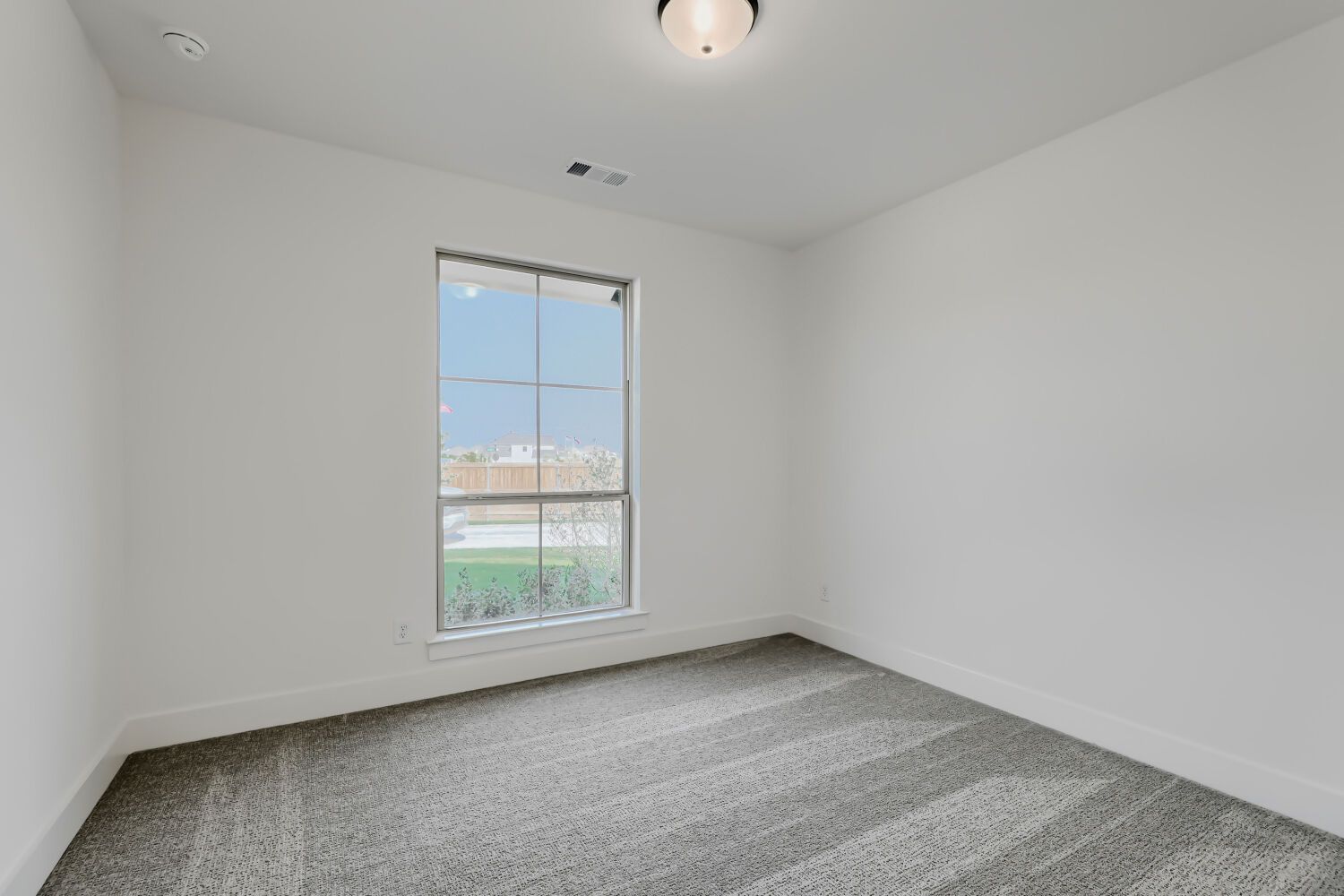 189 Enclave - Bedroom