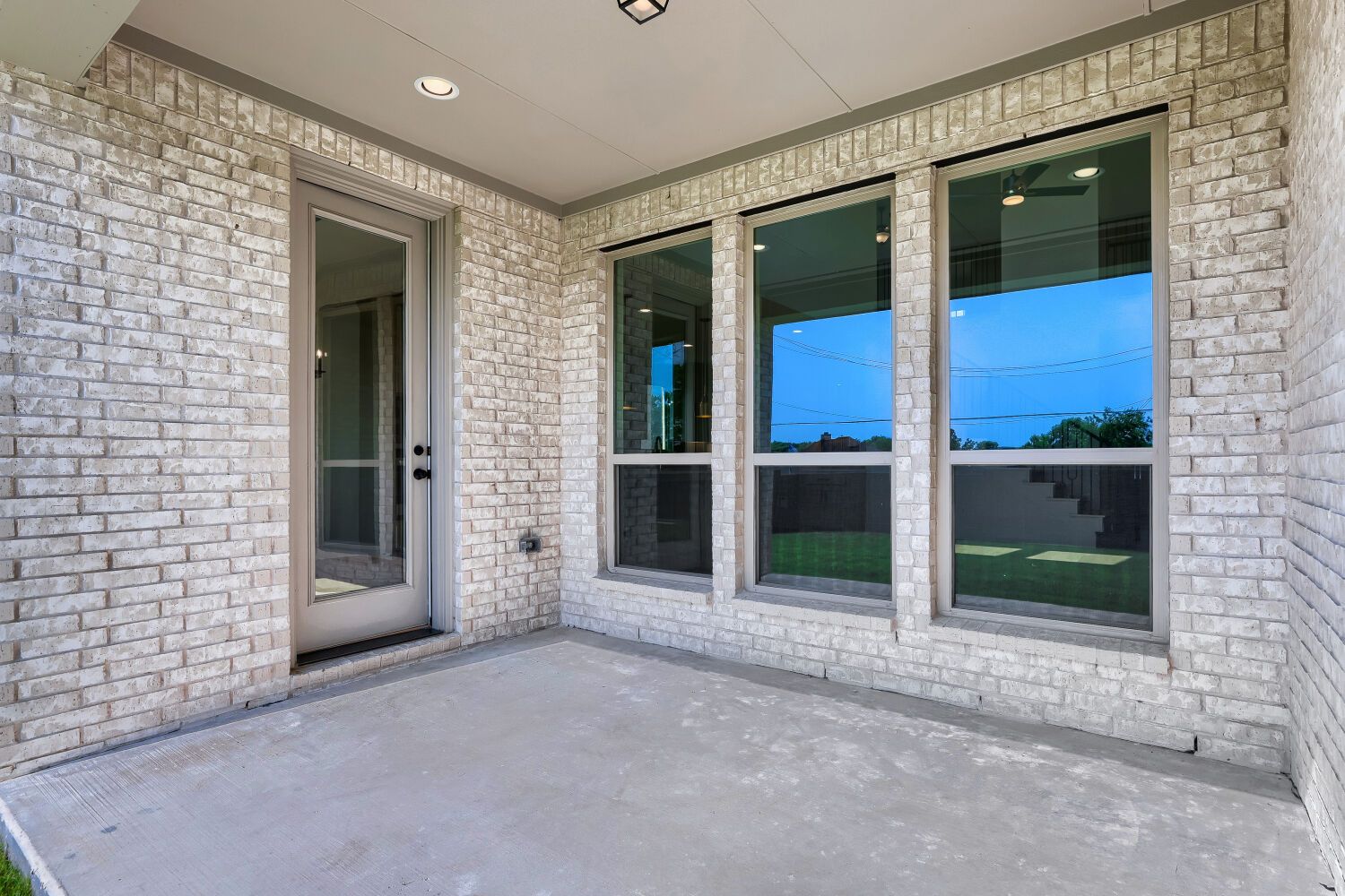 189 Enclave - Patio