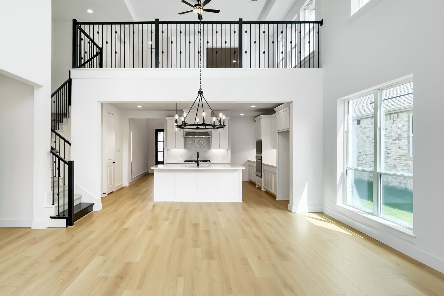 2615 Cedar - Dining Area