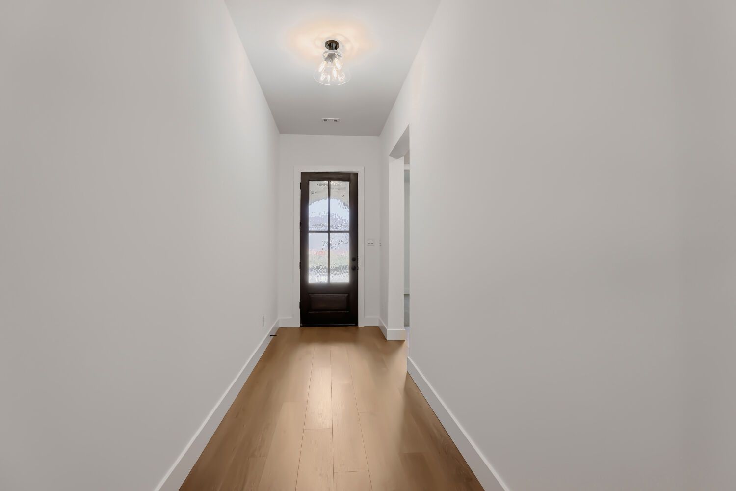 2617 Grinnel - Entry