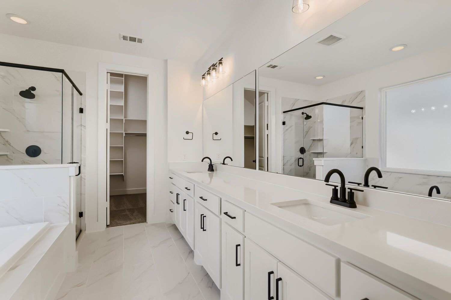 2617 Grinnel - Primary Bathroom