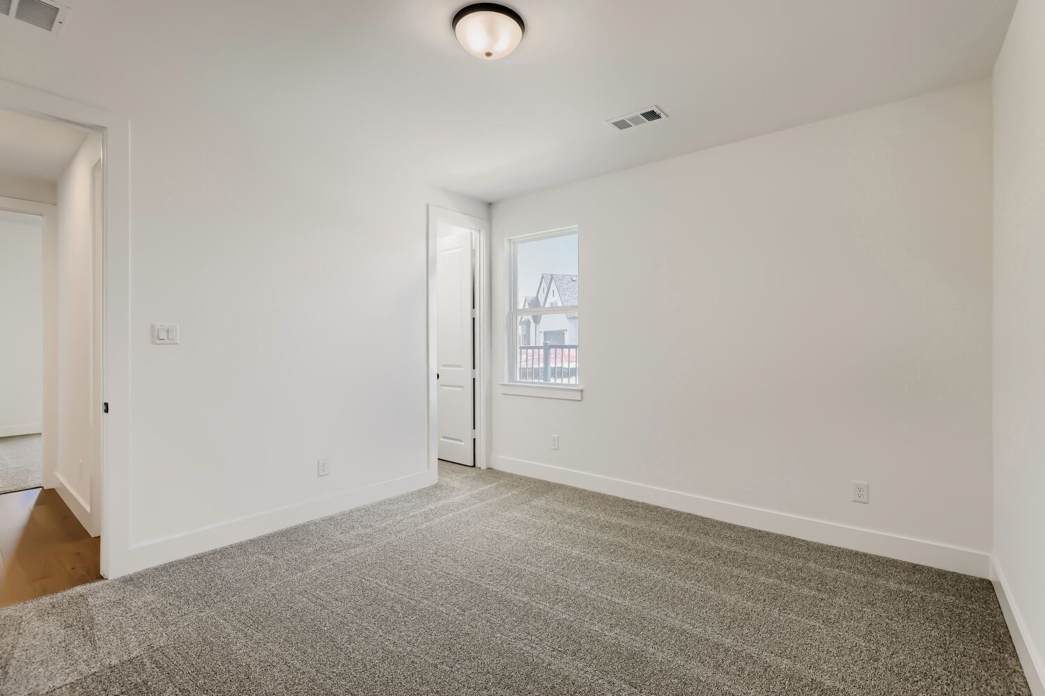 2617 Grinnel - Bedroom