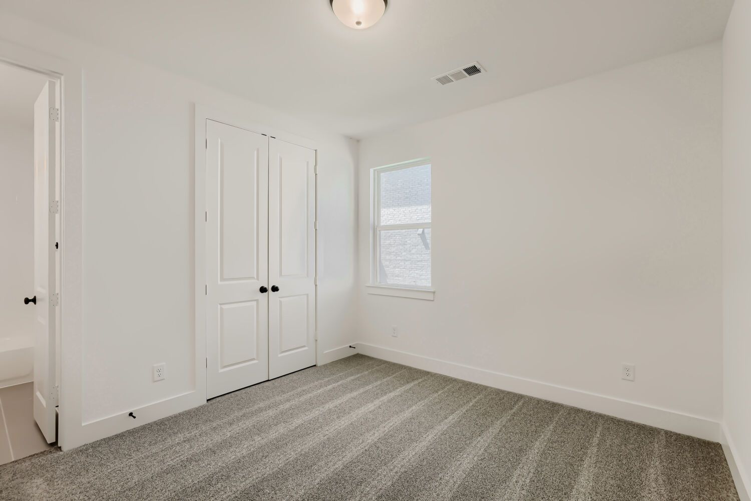 2617 Grinnel - Bedroom