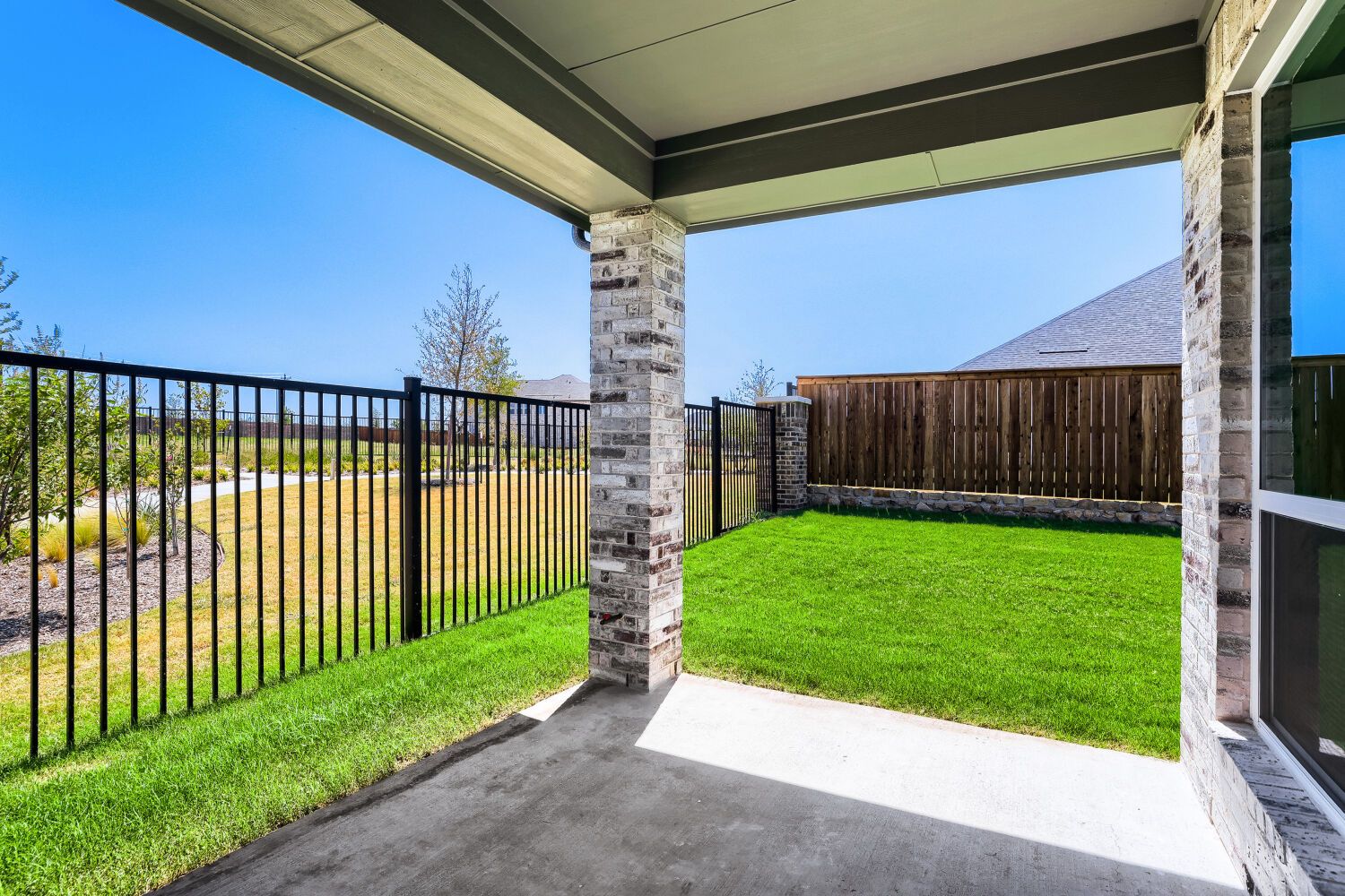 2617 Grinnel - Patio