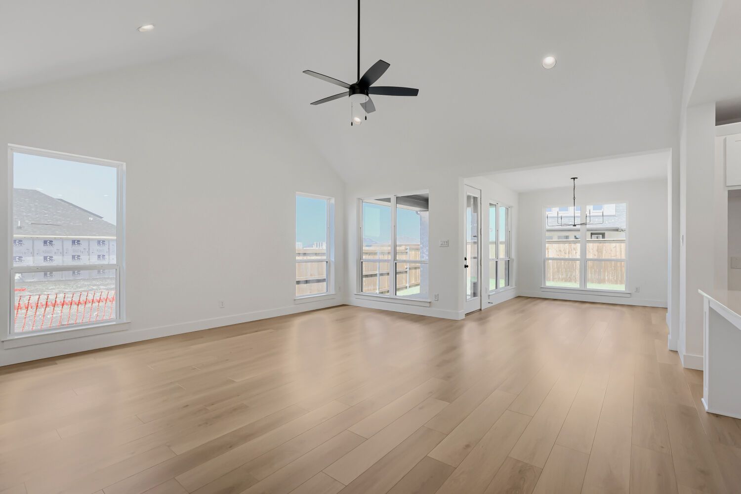 2604 Grinnel - Living Area