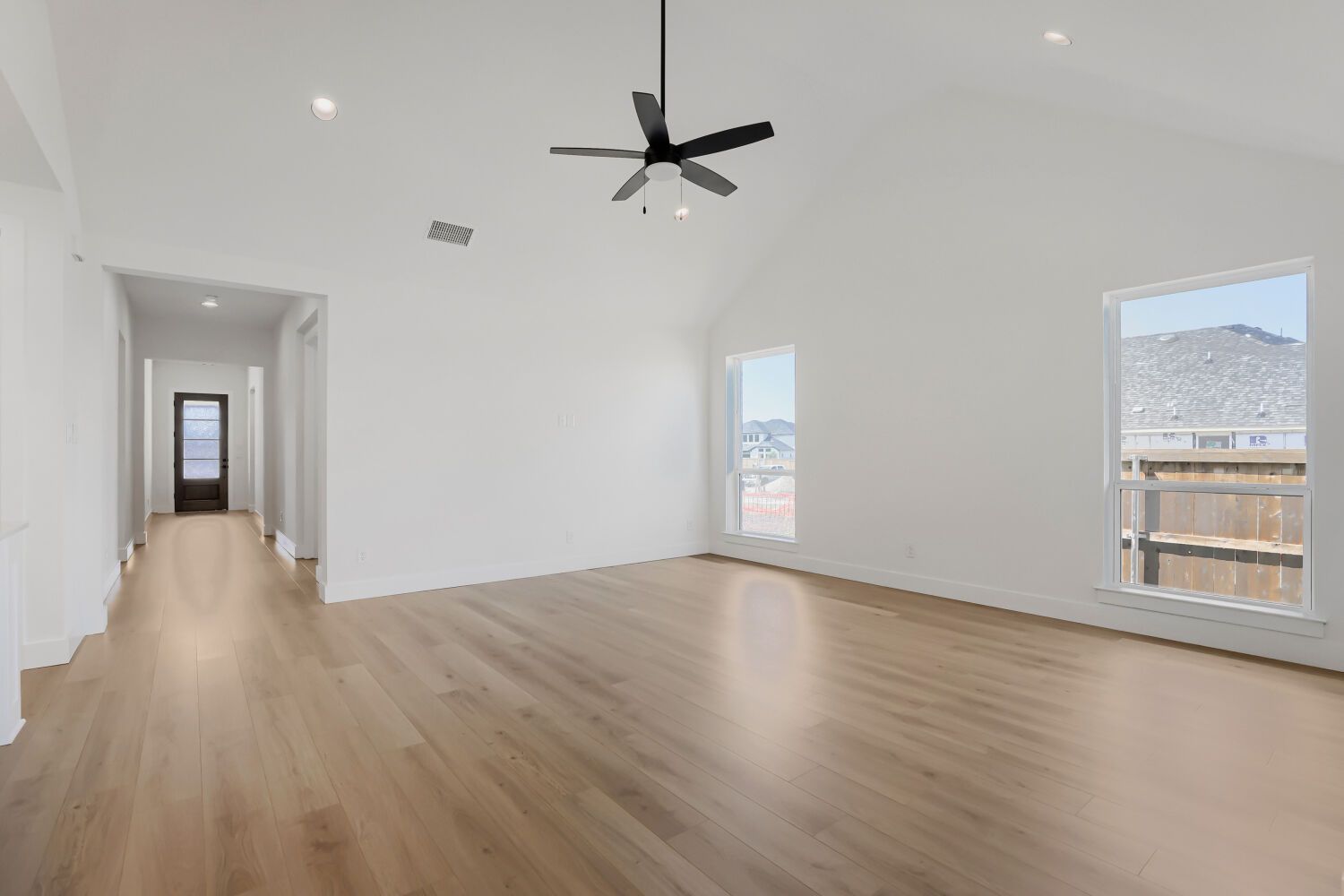 2604 Grinnel - Living Area