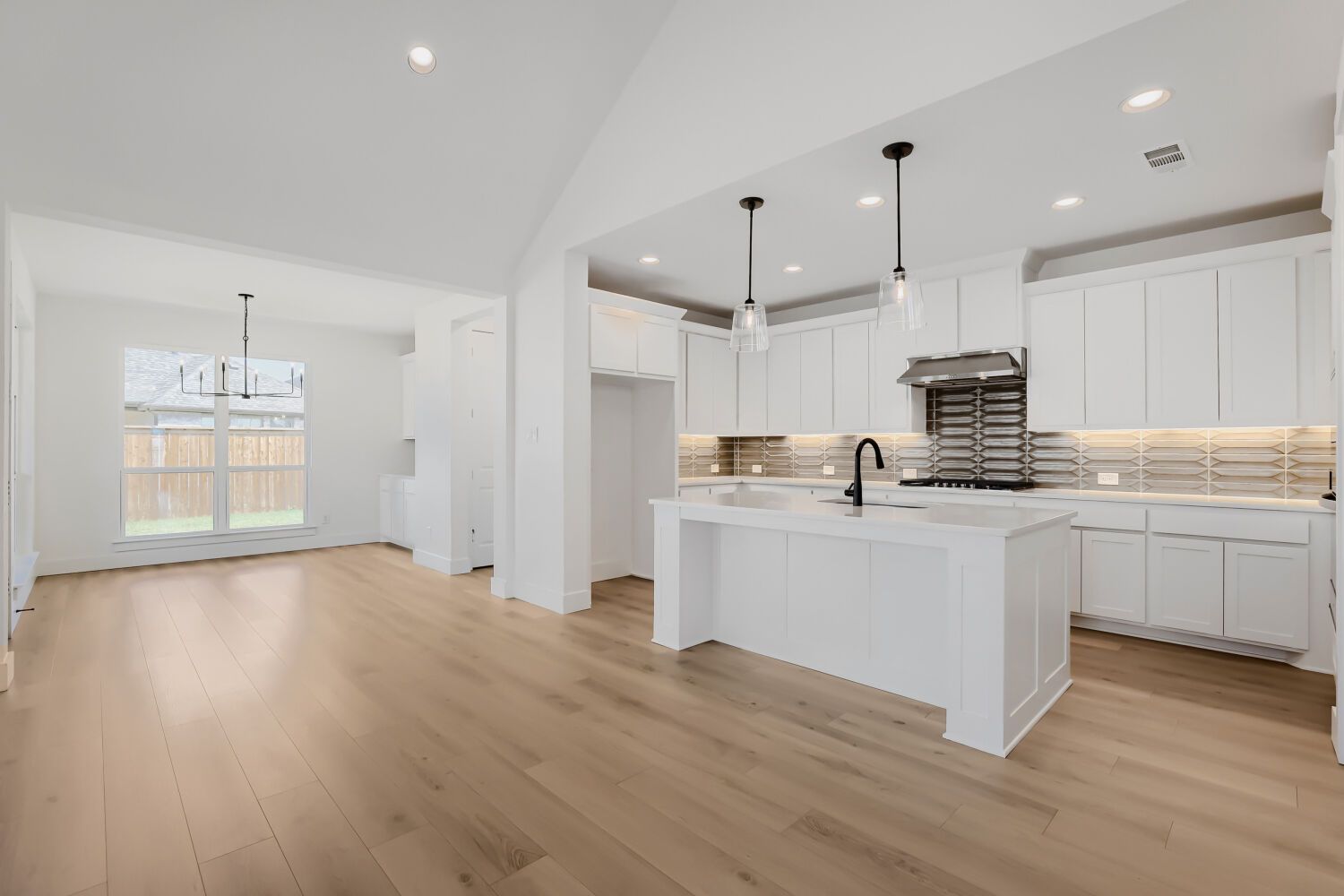 2604 Grinnel - Kitchen