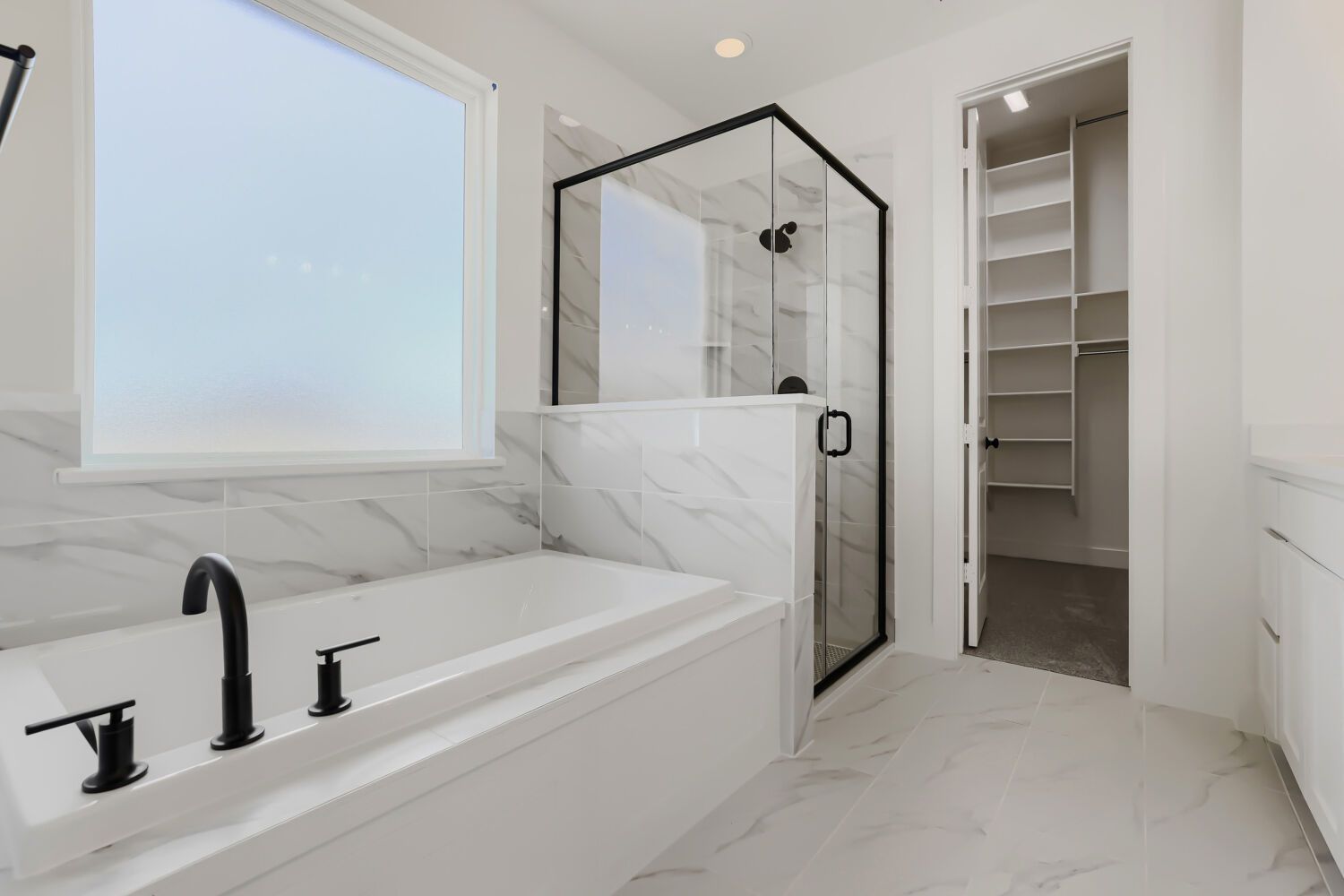 2604 Grinnel - Primary Bathroom
